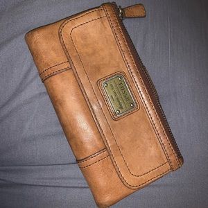 fossil leather wallet